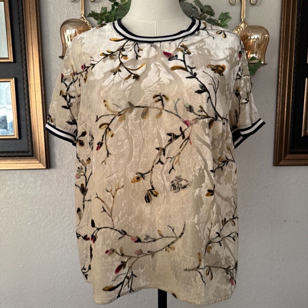 Womens Floral Blouse Short Sleeve Beige Boho Casual Top Lightweight Chic M - Picture 3 of 12